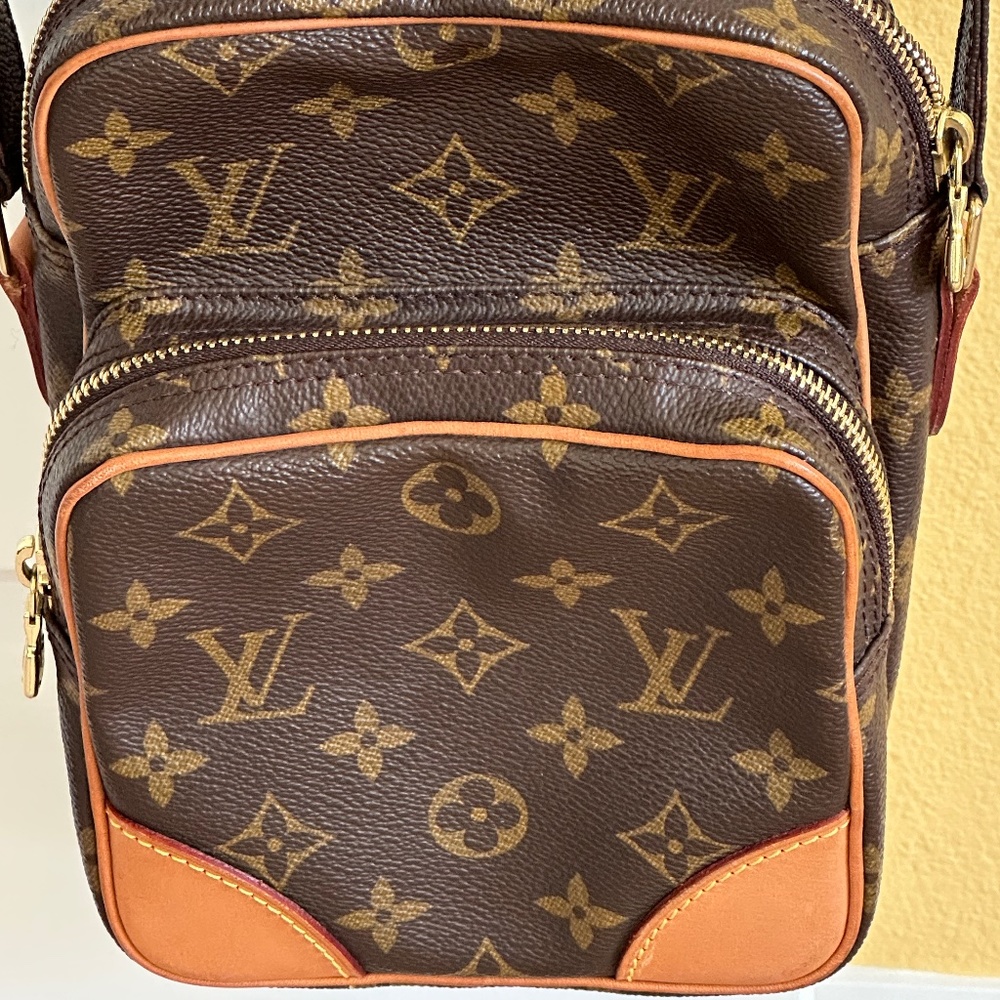 LOUIS VUITTON Amazon Crossbody Monogram Canvas - Authentic